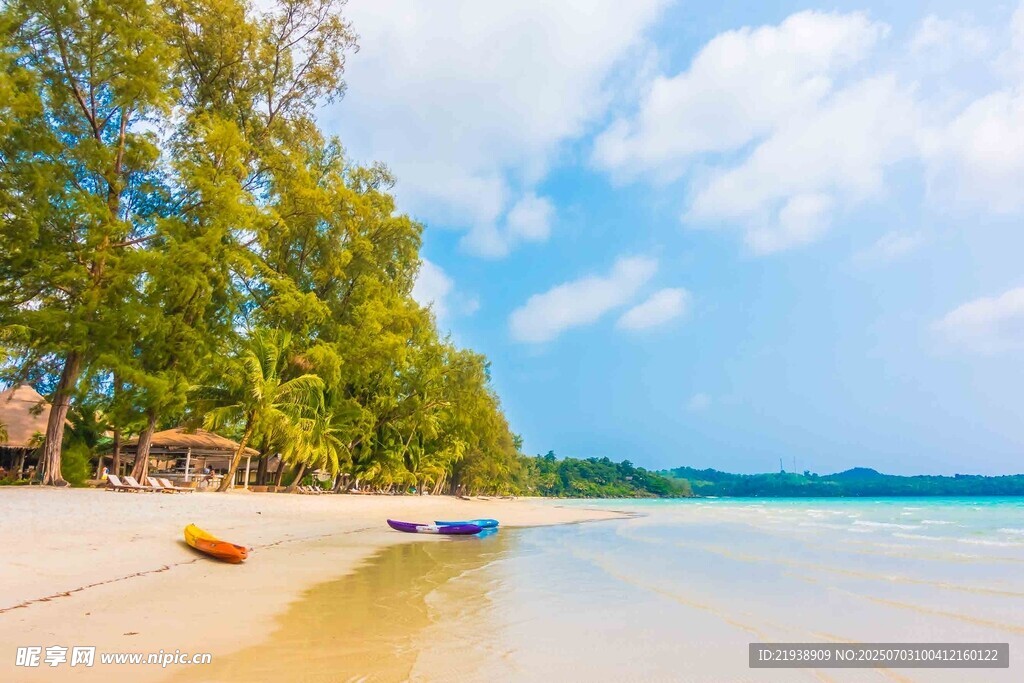 美丽海滨沙滩风光