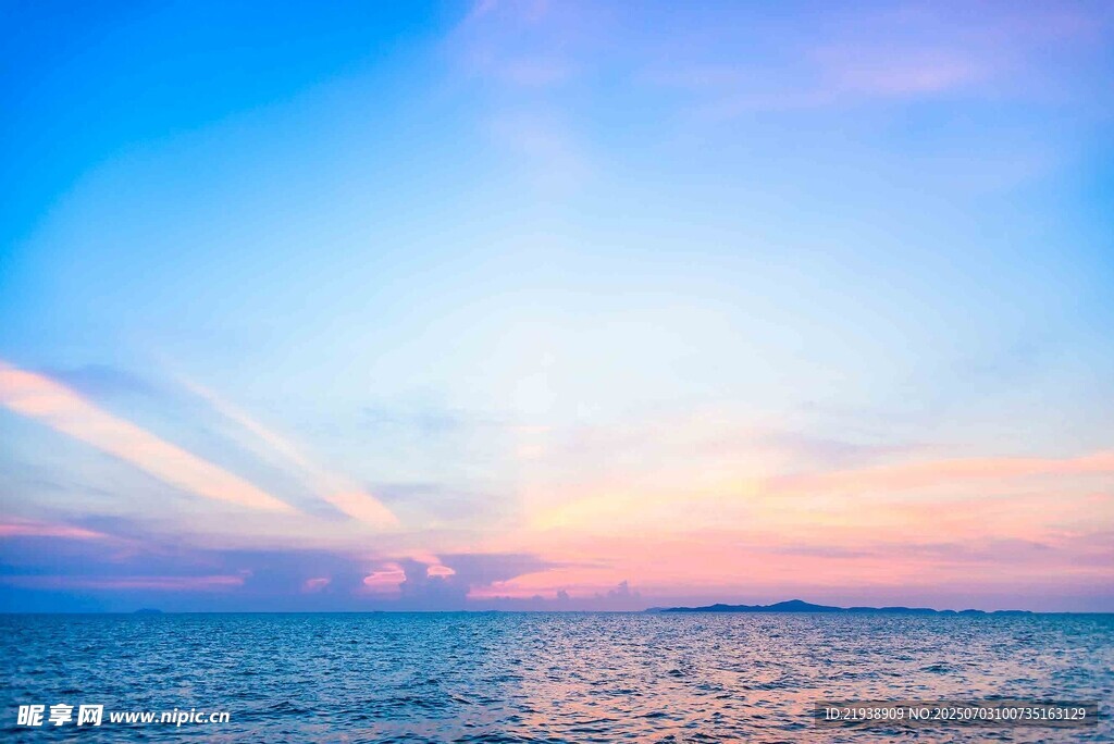 海边绚丽晚霞美景