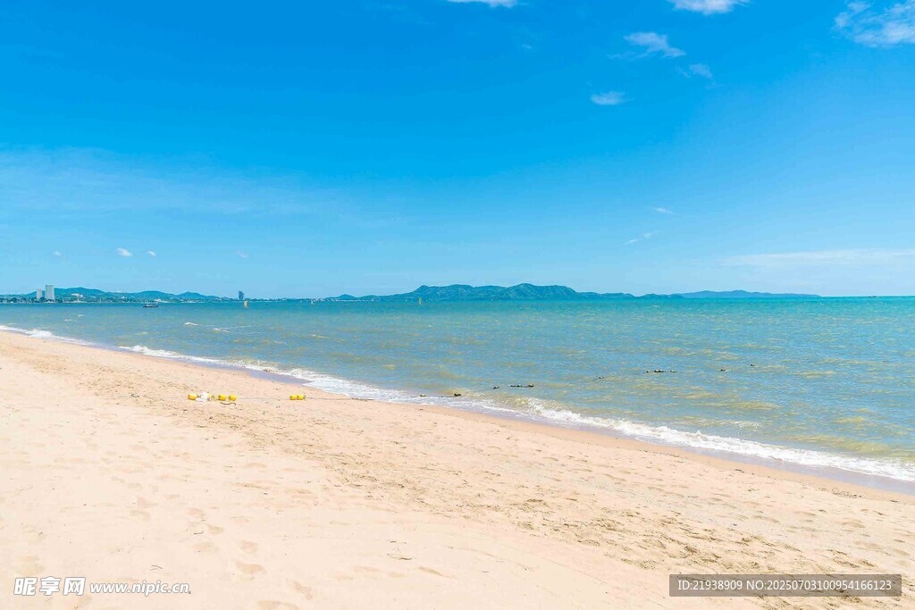 美丽海滨沙滩风景
