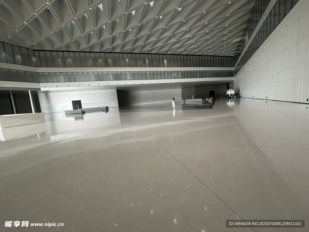 空旷现代化室内空间场景