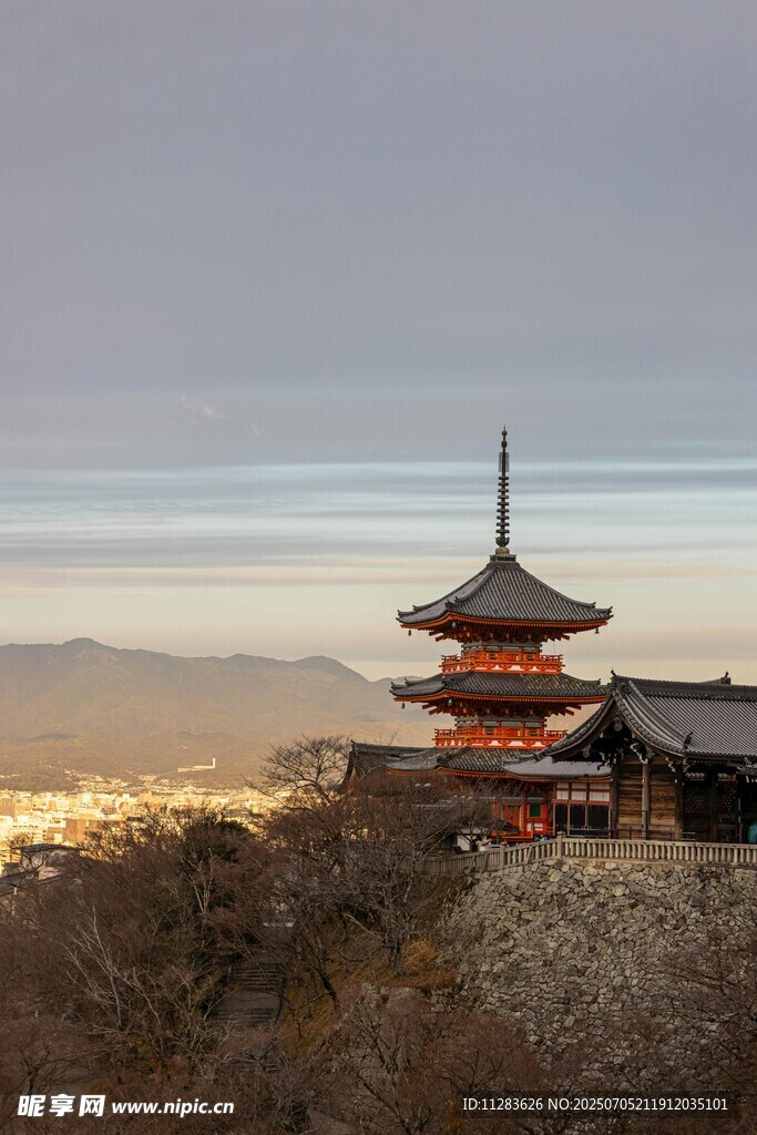 日本古寺远景
