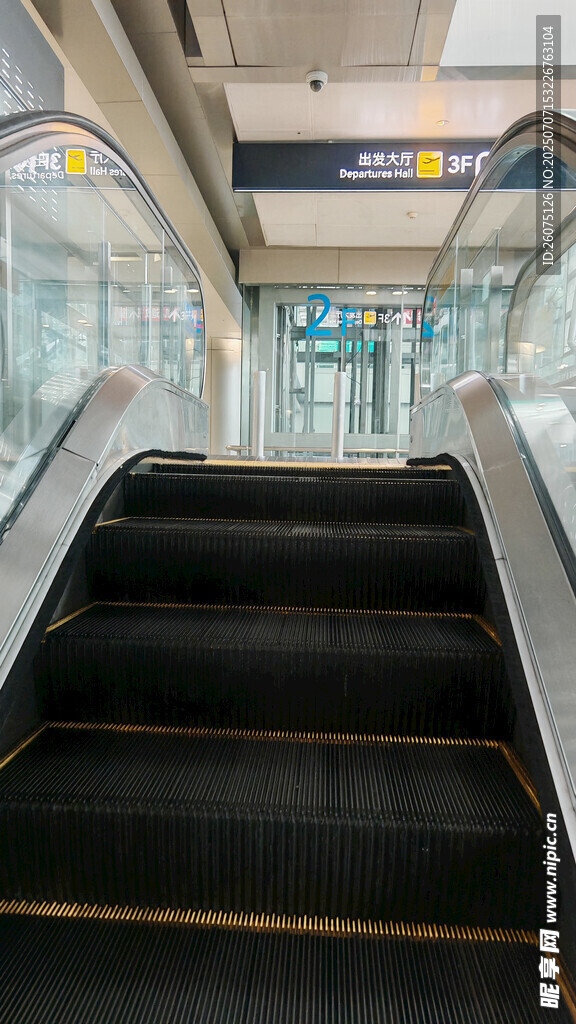 空旷自动扶梯