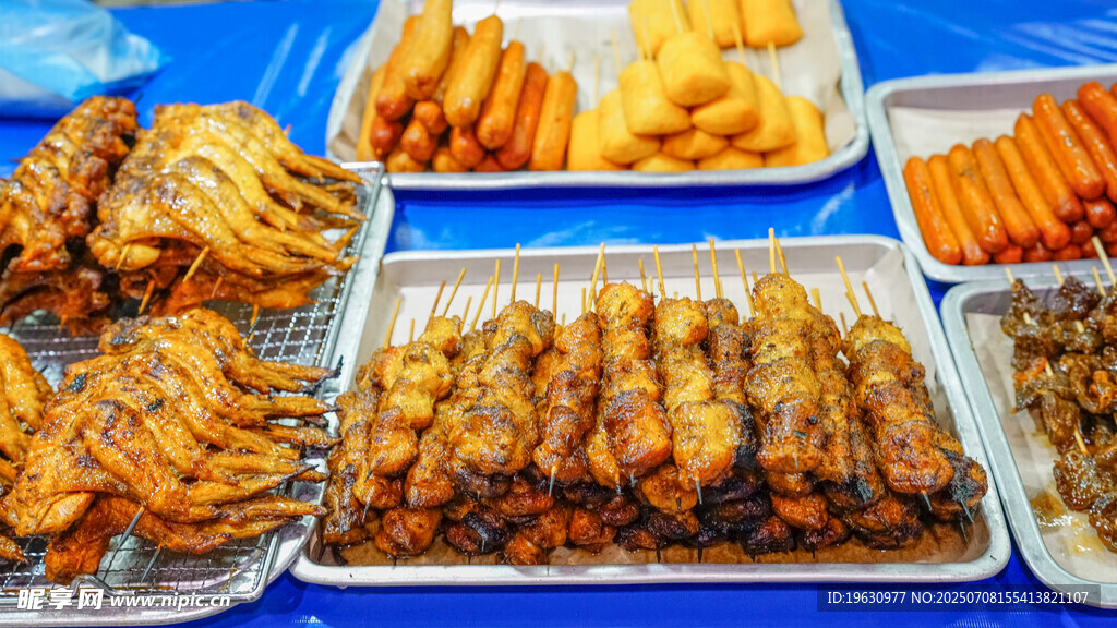 多样美味炸物拼盘