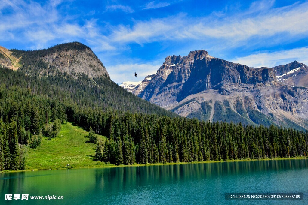 美丽山水间的自然盛景
