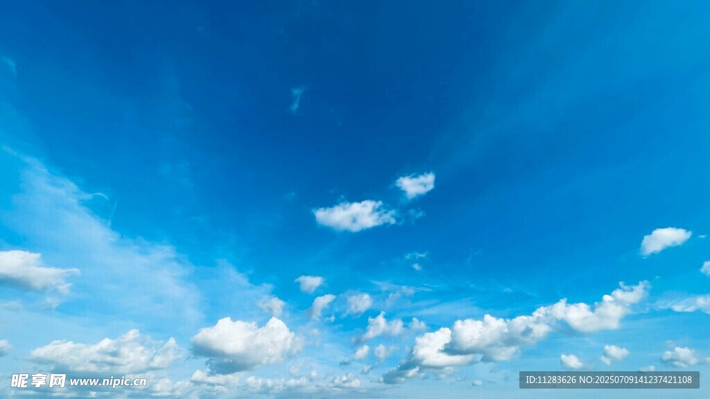 蓝天白云美景
