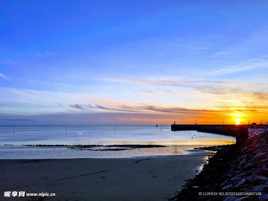 海边日落美景