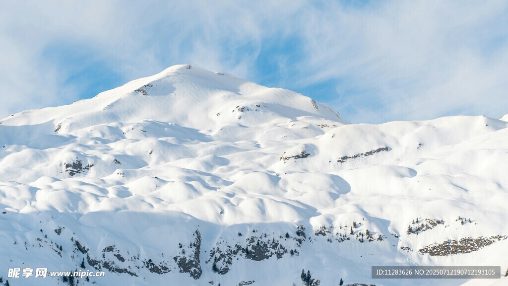 雪山壮丽风光
