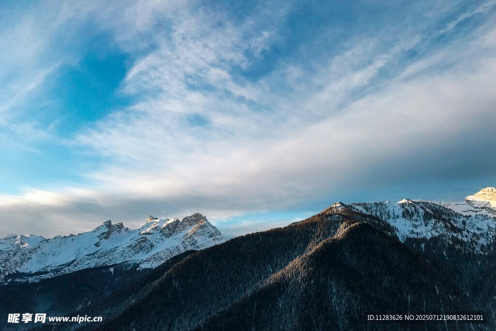 壮丽雪山美景