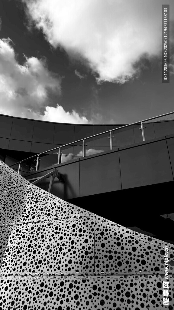 现代镂空建筑外观设计