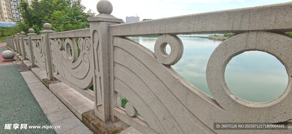 中式雕花栏杆