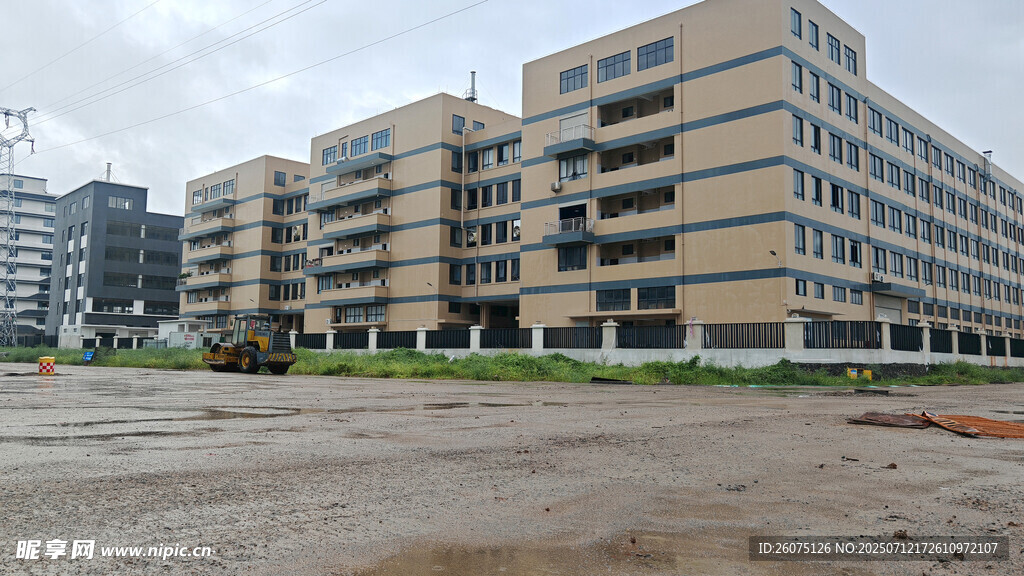 多层建筑施工现场