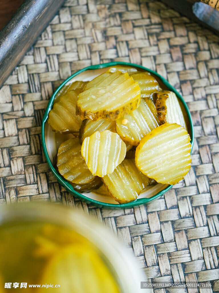 酸黄瓜