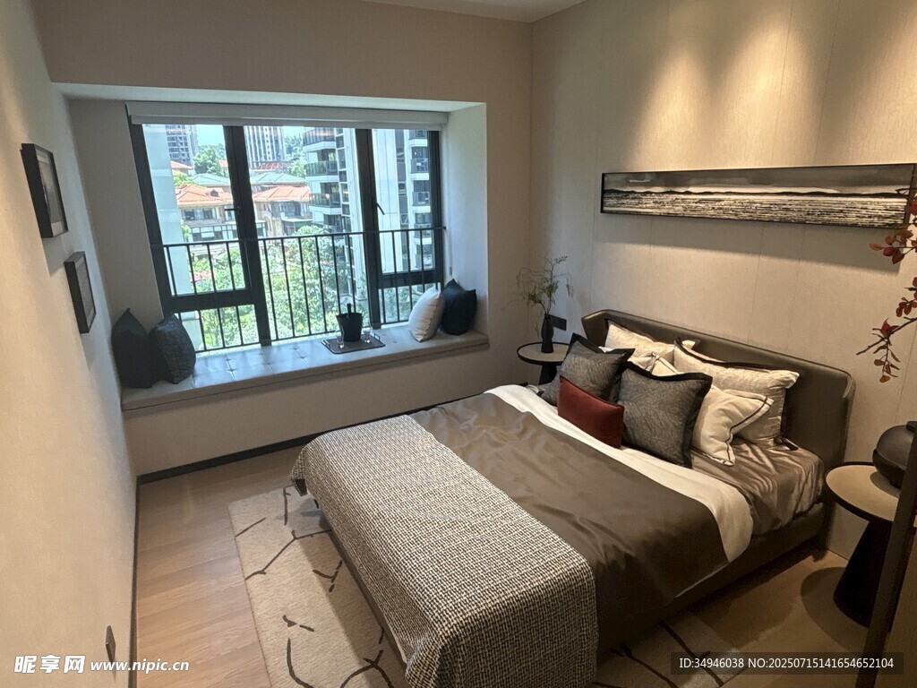 现代简约风温馨卧室空间