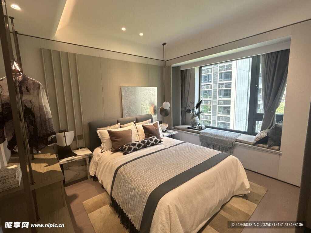 现代简约风格温馨卧室