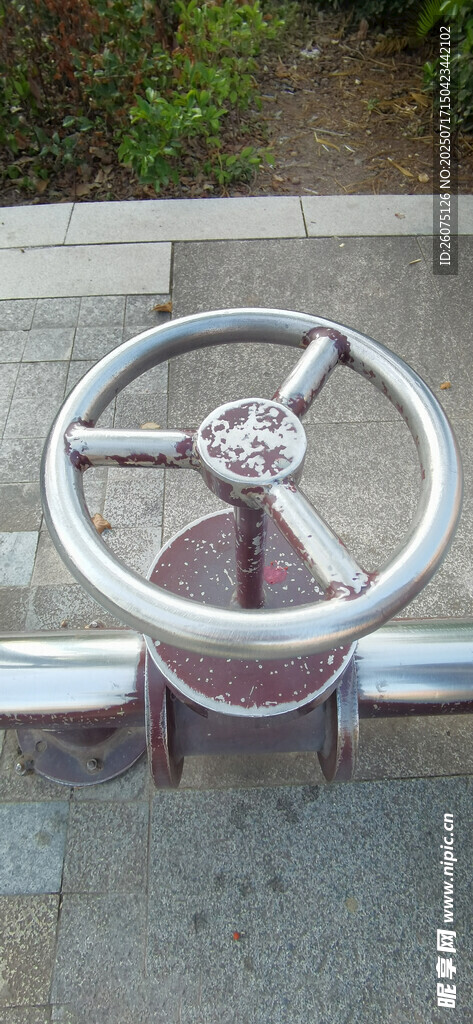 户外复古方向盘雕塑