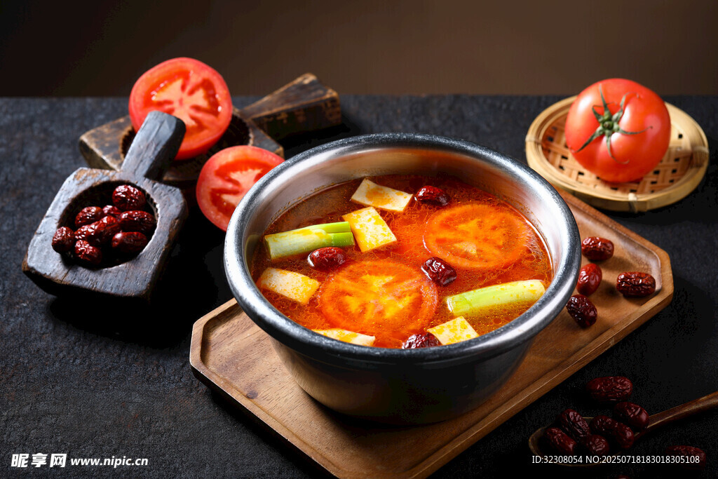 美味番茄火锅食材丰富