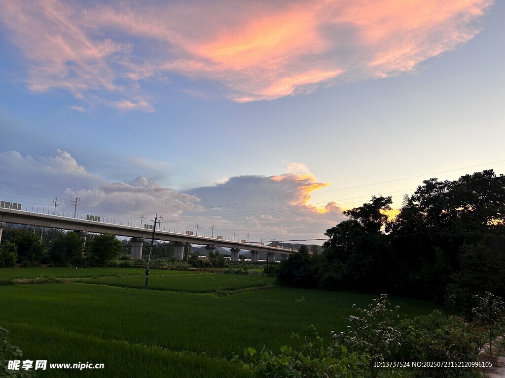 农村 夕阳 晚霞