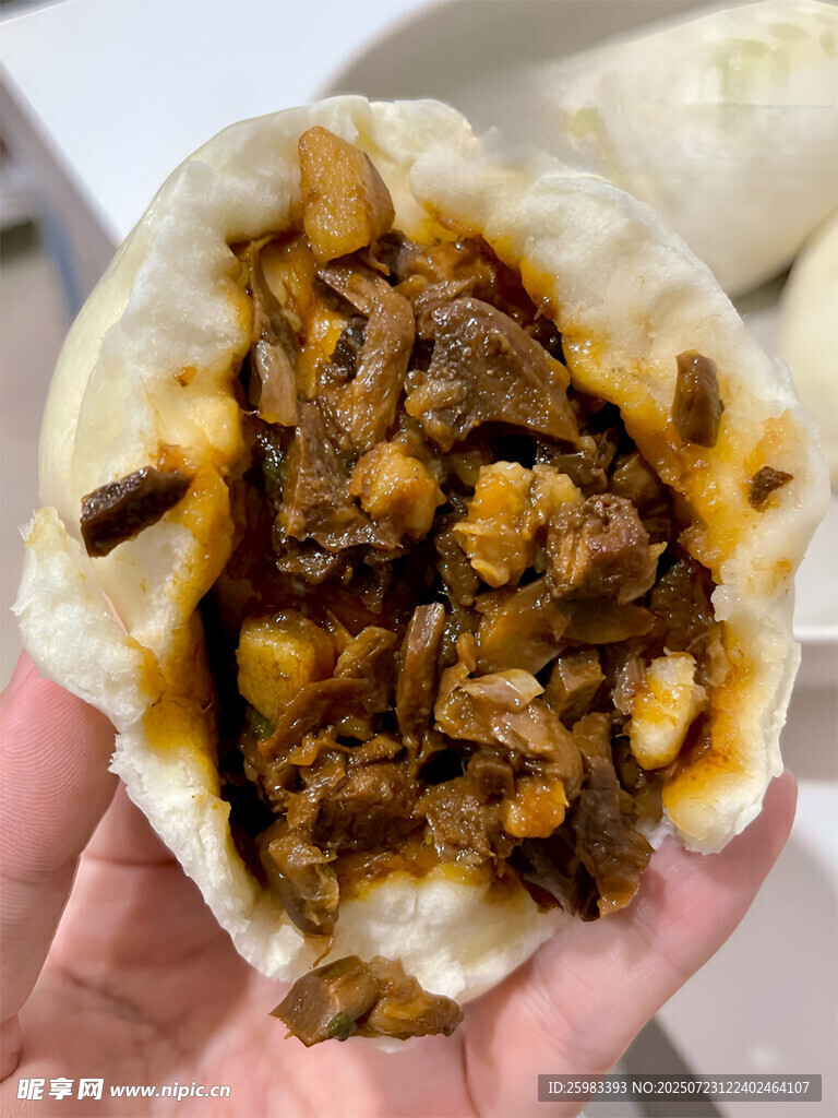 牛肉包子