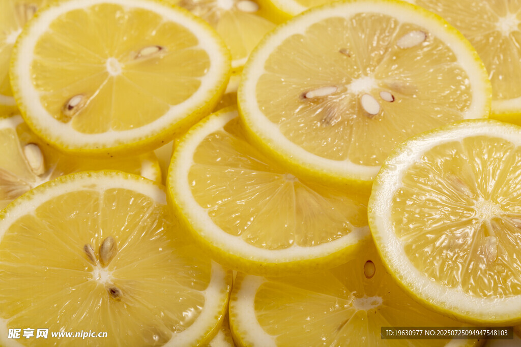 新鲜柠檬切片