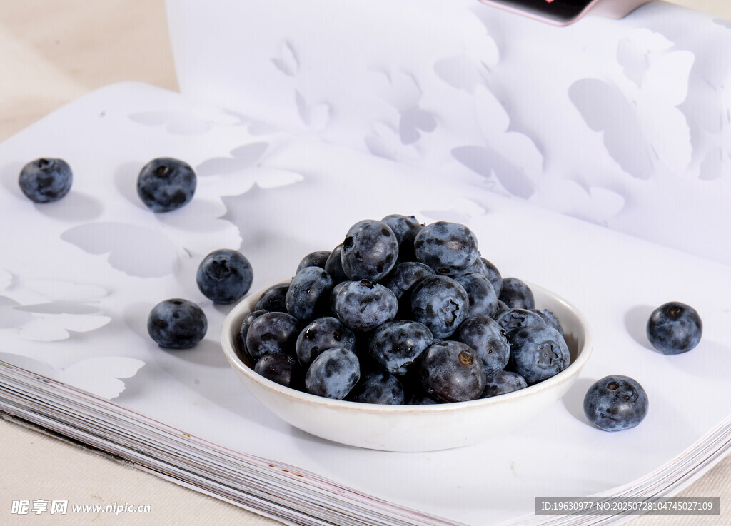 新鲜蓝莓