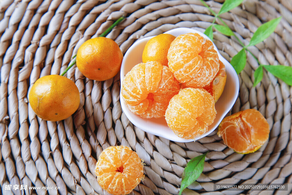 新鲜剥壳小金桔