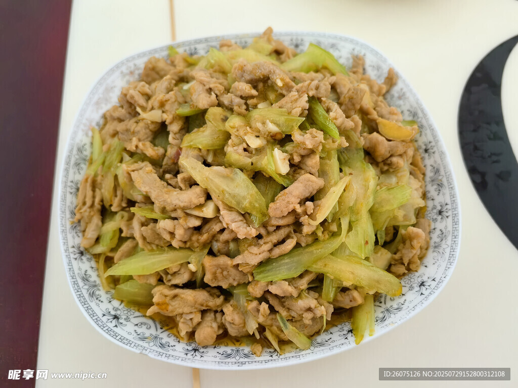 美味西芹炒肉