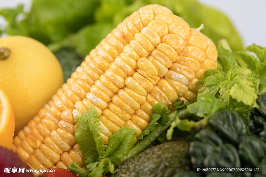 新鲜蔬果玉米