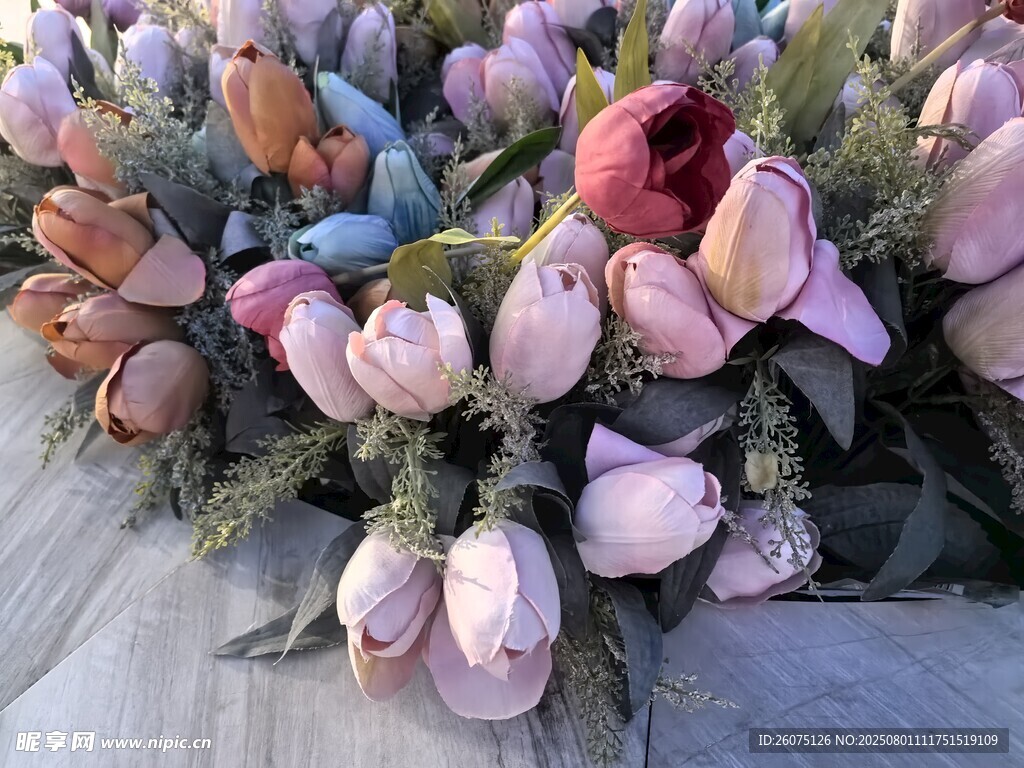 多彩仿真花卉