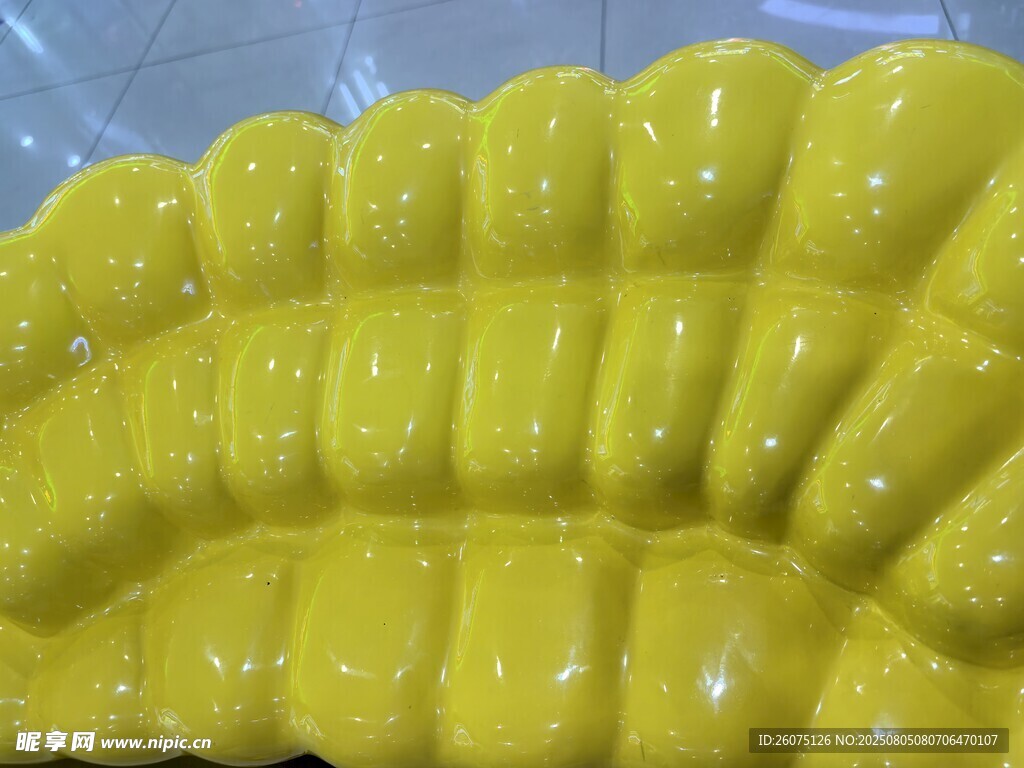 黄色波纹状玻璃钢