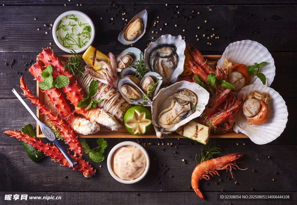 丰盛海鲜拼盘美食盛宴