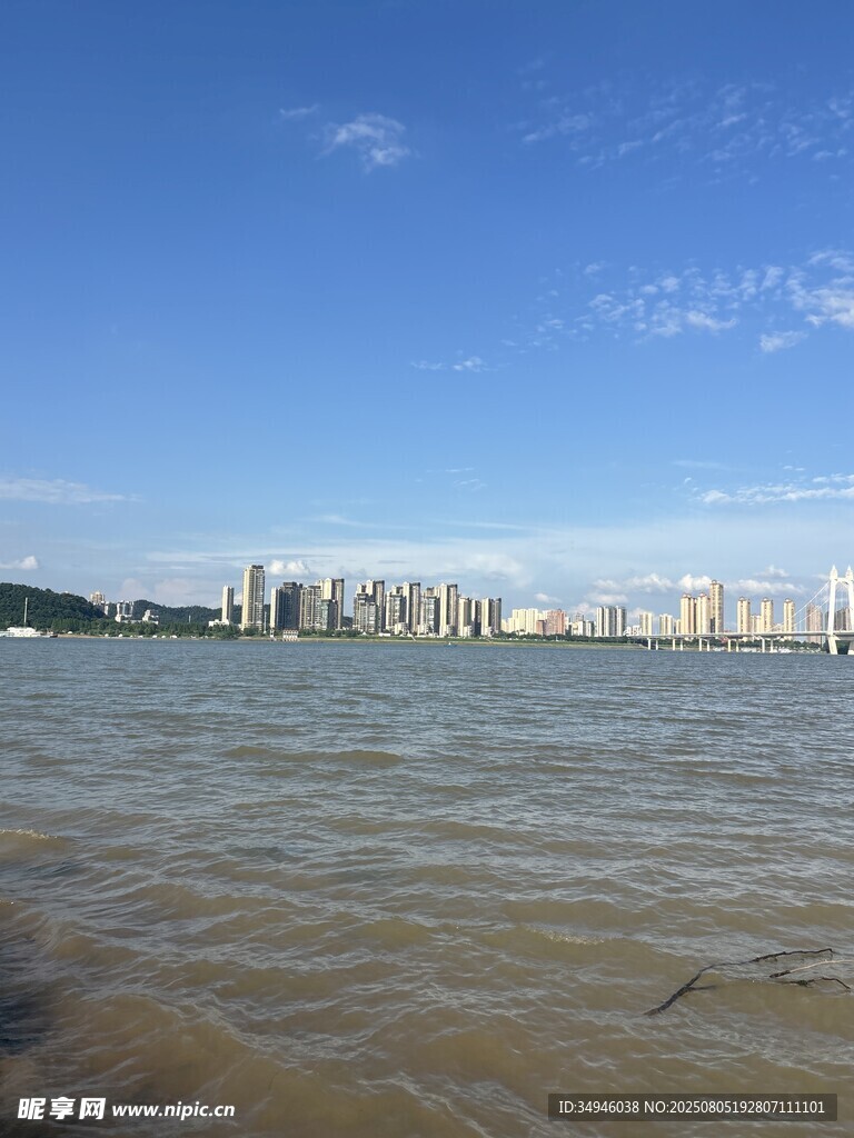 海滨城市风光