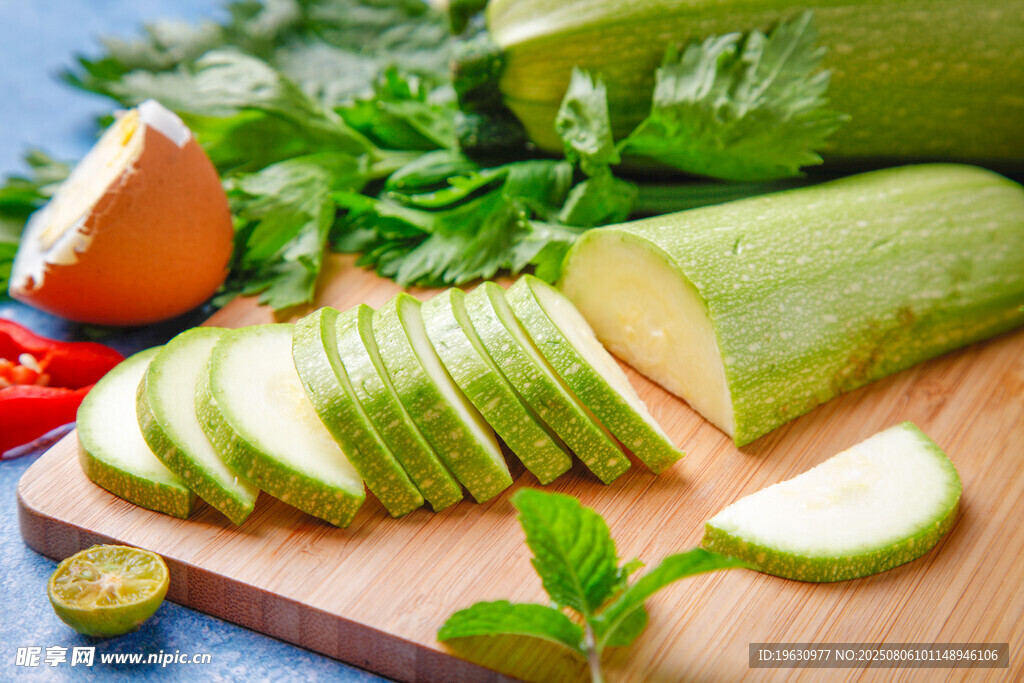 新鲜西葫芦切片