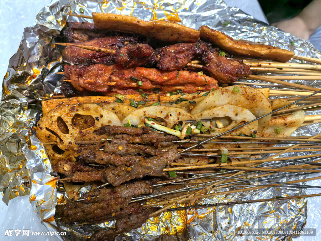 锡纸包裹的美味串串香