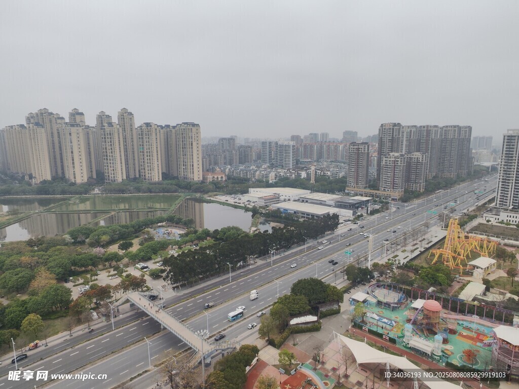 城市俯瞰景观 道路与建筑