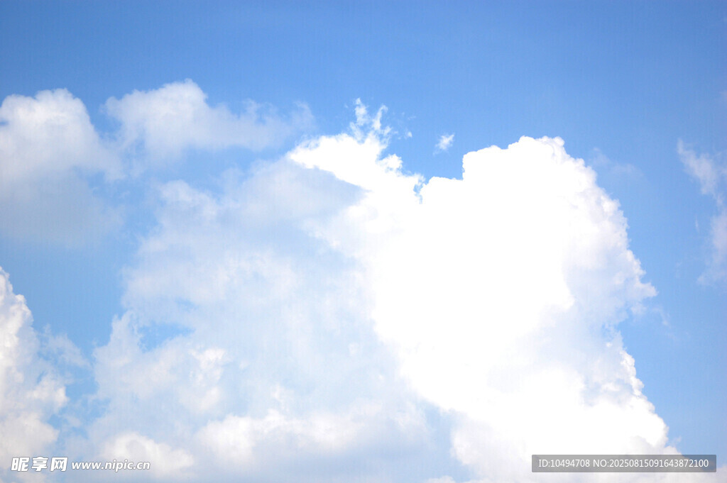 蓝天白云美景