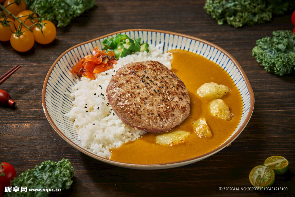 肉饼咖喱饭
