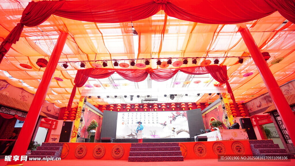 中式传统喜庆活动舞台