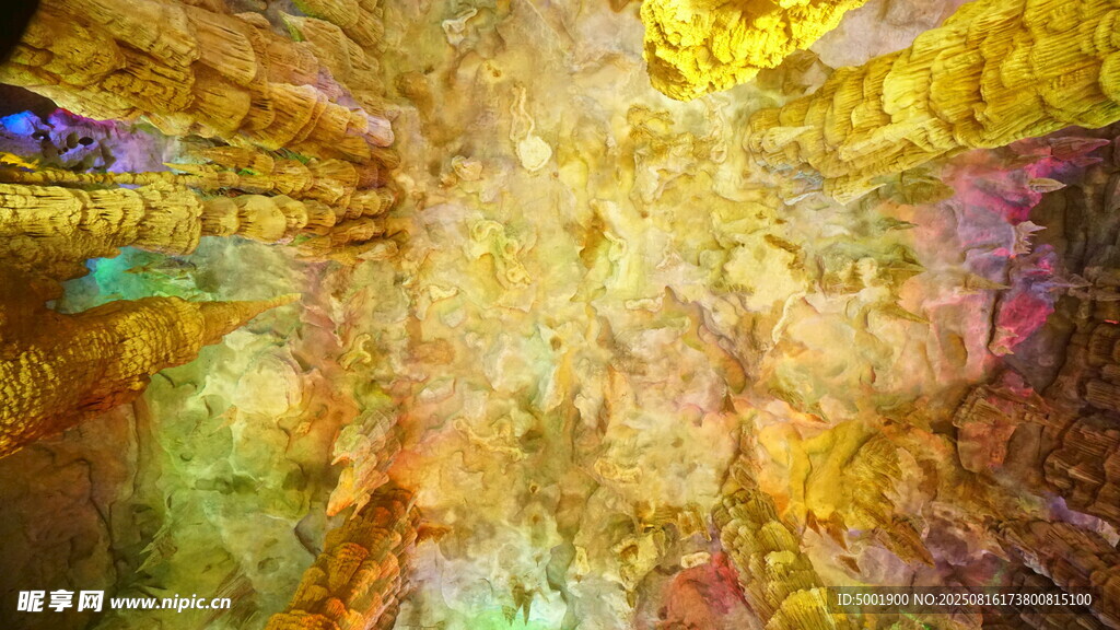 梦幻绚丽的抽象色彩景观