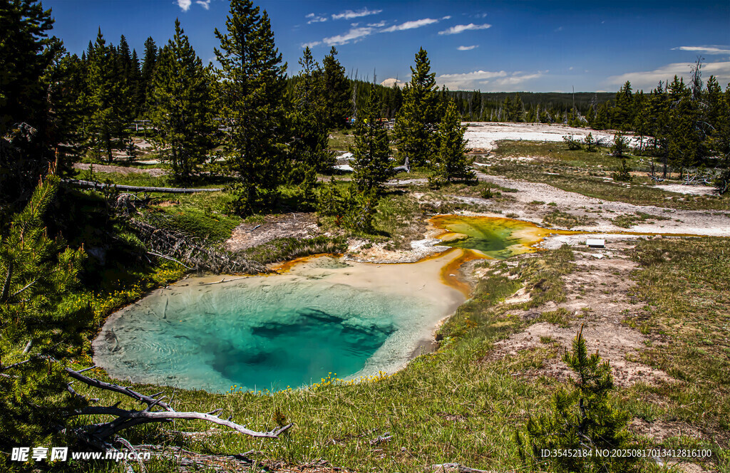 黄石公园热泉