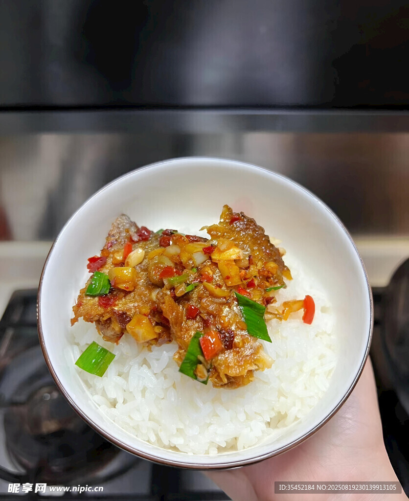 煎黄鱼盖饭
