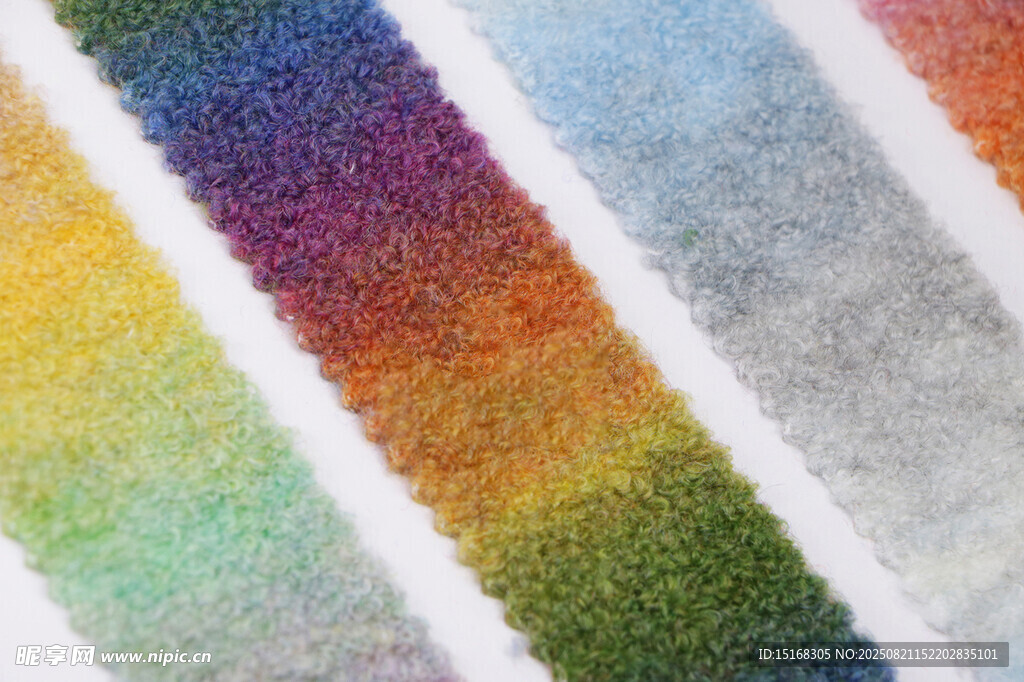 多彩渐变织物样本展示