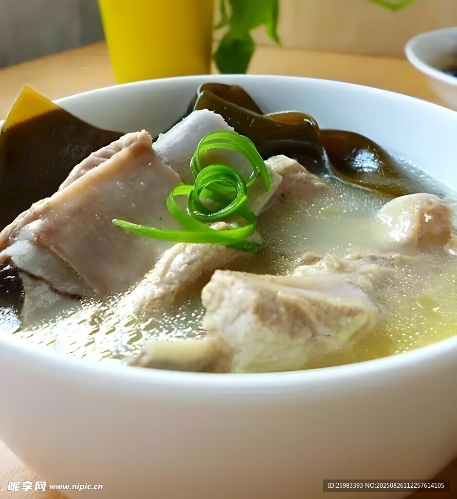 海带排骨汤