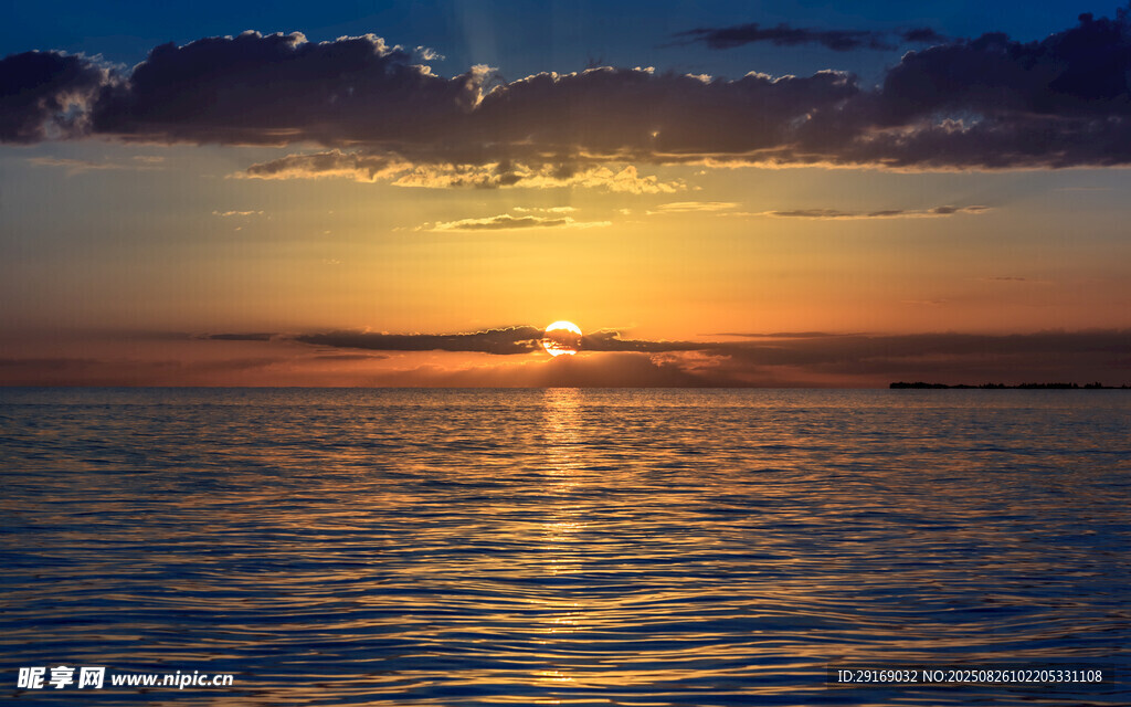 海上壮丽日落美景