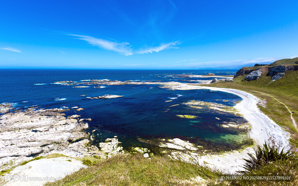 海岸美景 碧海蓝天白沙