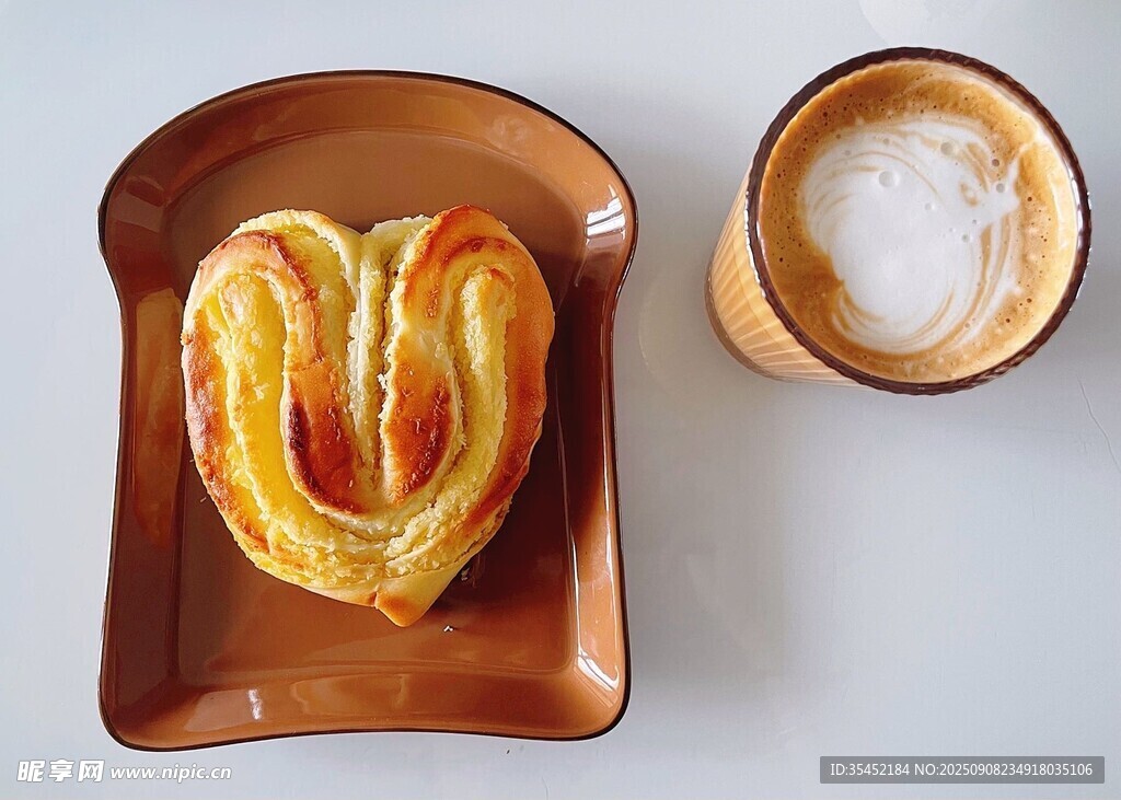 面包咖啡