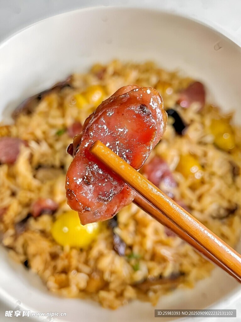 腊肠炒饭