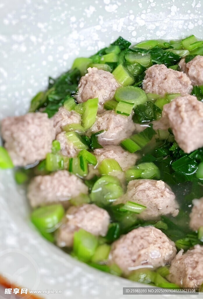 青菜肉丸汤