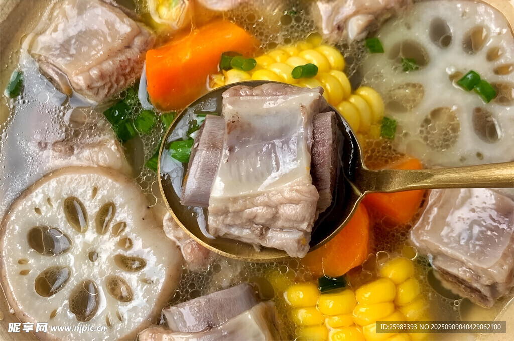 莲藕玉米炖排骨