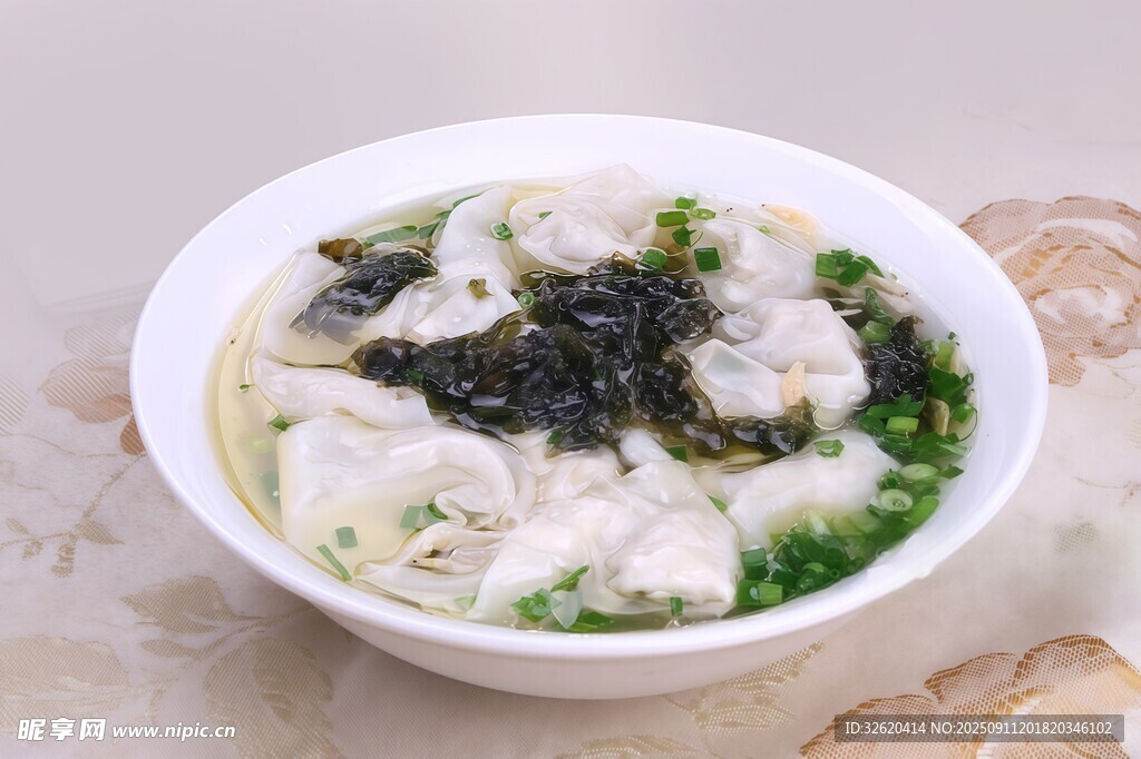 紫菜馄饨汤