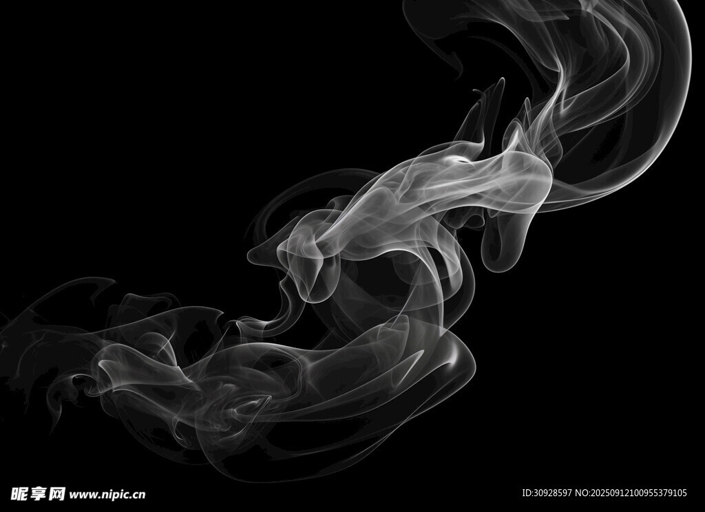 黑色背景下的飘逸烟雾